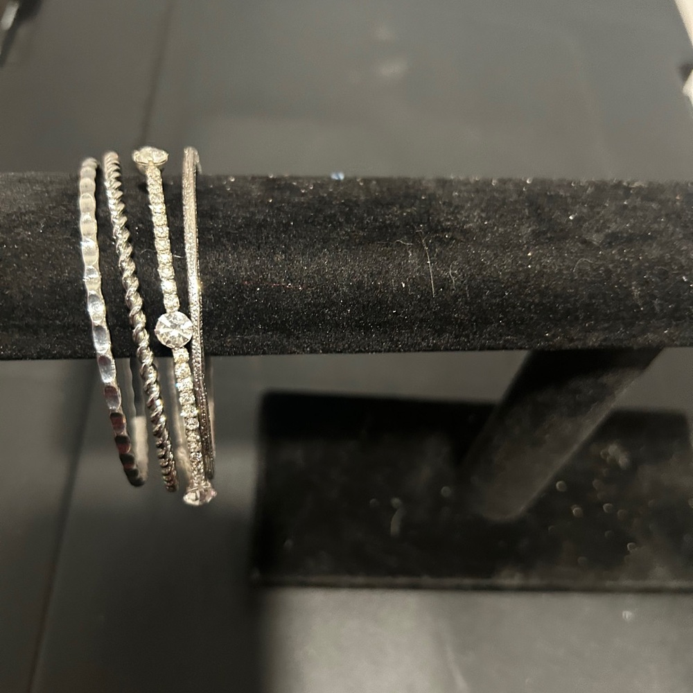 Elegant Silver Bangle Set - Picture 3 of 6